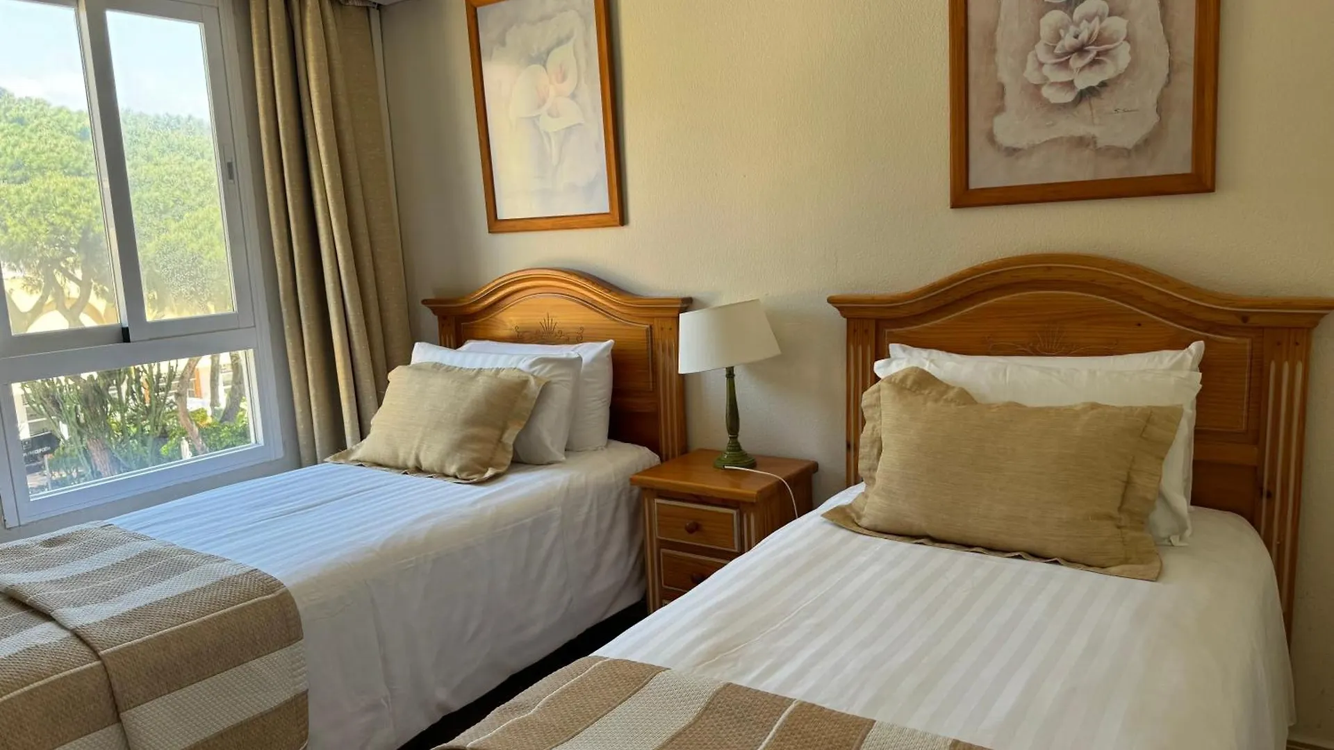 Macdonald Dona Lola Resort La Cala De Mijas 0*,
